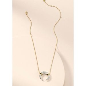 Stella and Dot Luna Pendant Necklace